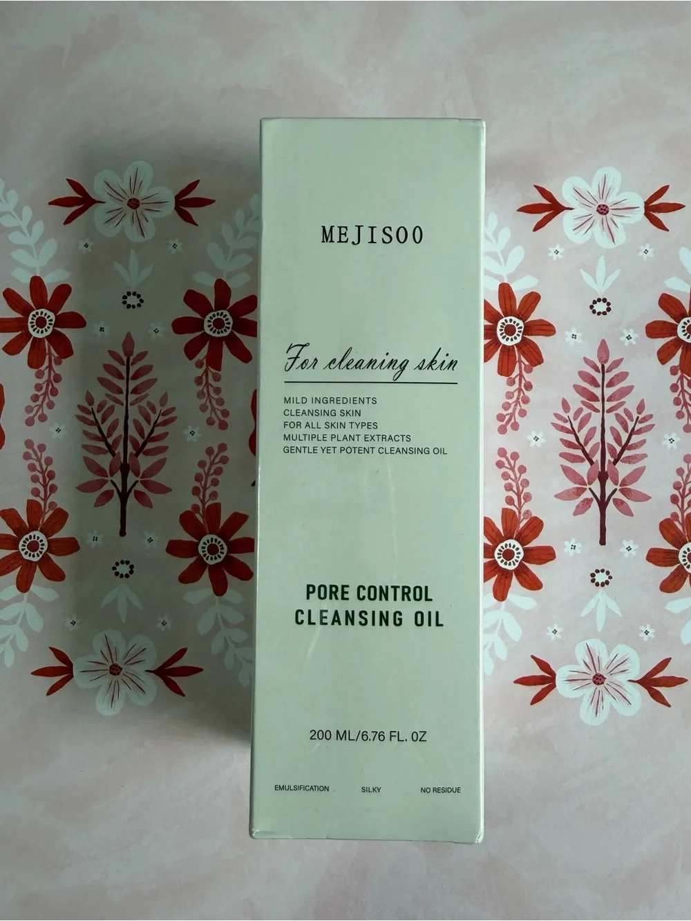 Mejisoo Pore Control Cleansing Oil — White